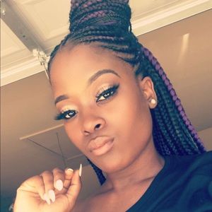 Meet your Posher, Sabrina